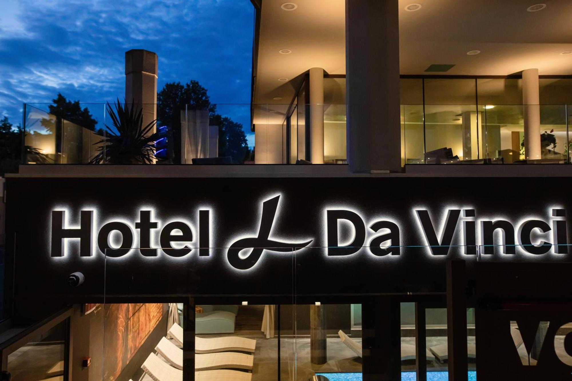 Hotel Leonardo Da Vinci Wellness Spa 比比翁 外观 照片